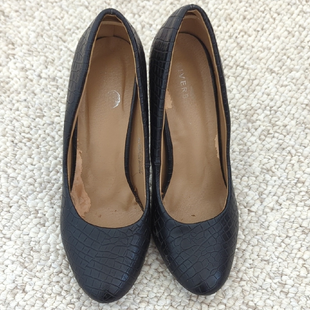 Elegant Black Textured Women's Shoes